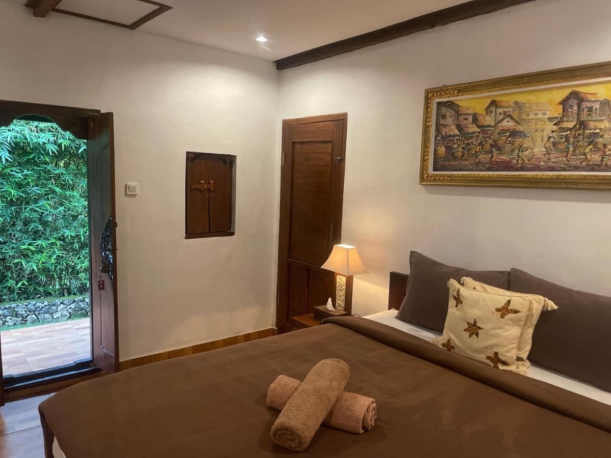 Kepaon Gari Inn Polilit Exterior photo