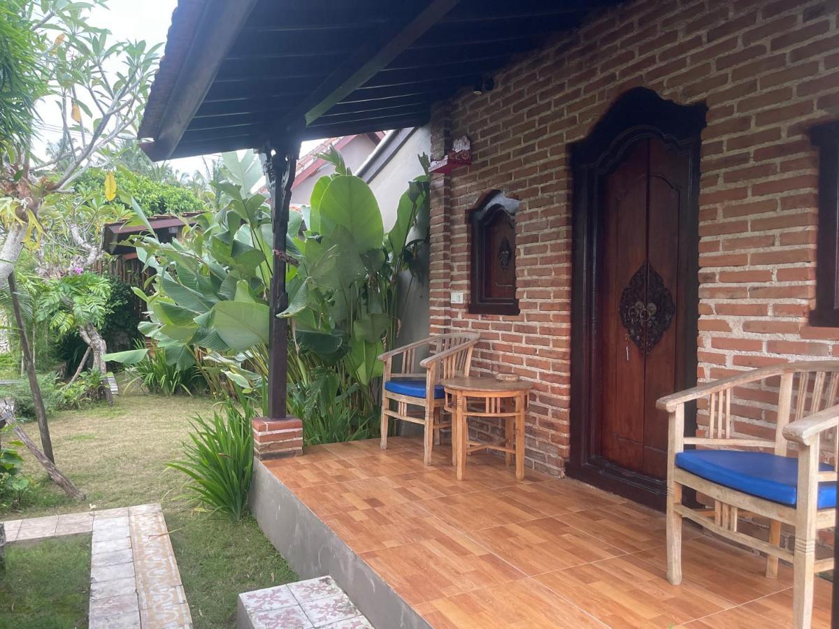 Kepaon Gari Inn Polilit Exterior photo